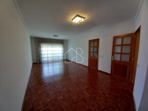 T3 para Arrendamento no Centro de Braga – Avenida da Liberdade