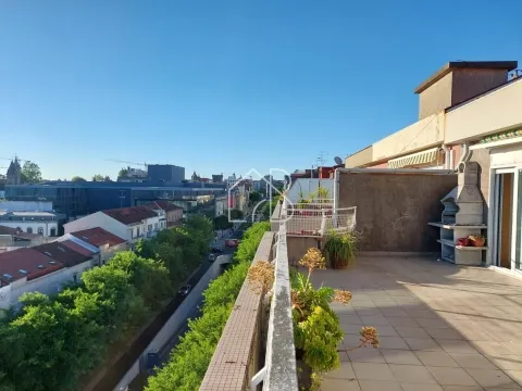 T3 para Arrendamento no Centro de Braga – Avenida da Liberdade