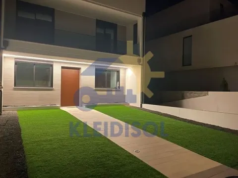 Semi-detached house T5