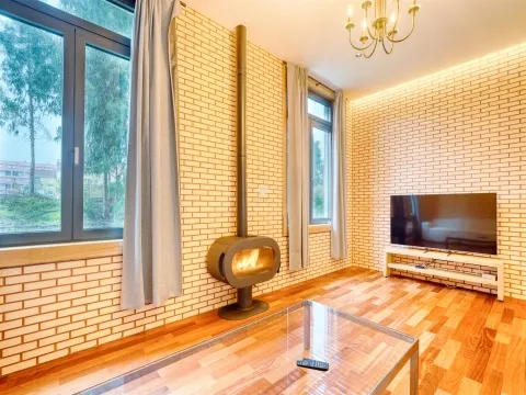 Moradia Geminada T2+1