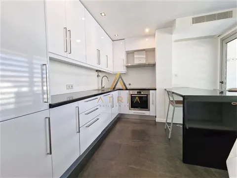 Apartamento T3 Duplex | Terraço | Garagem | Centro Leiria 