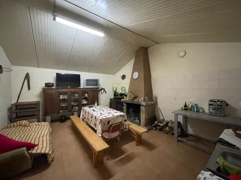 Farm in the parish of Capinha, municipality of Fundão