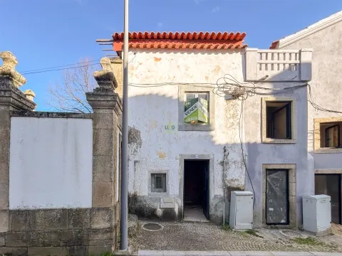 Moradia com Quintal em Construção – Personalize a Casa dos Seus Sonhos em Alcains