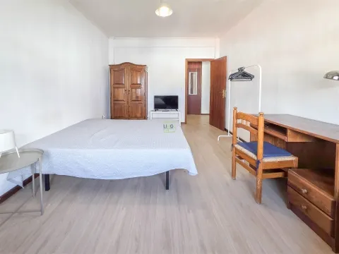 Wohnung 4 Schlafzimmer