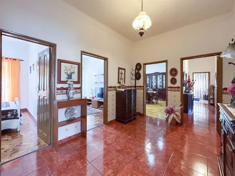 Wohnung 5 Schlafzimmer