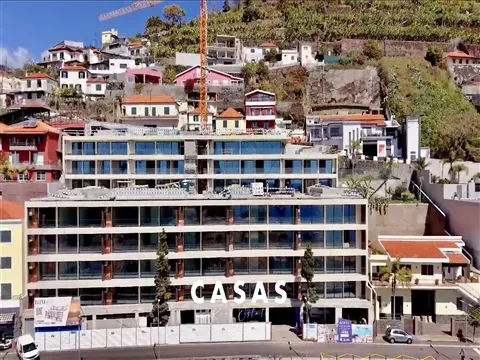 APARTAMENTO T2 DE LUXO COM 188m² NA BAIA DE CÂMARA DE LOBOS - ILHA DA MADEIRA