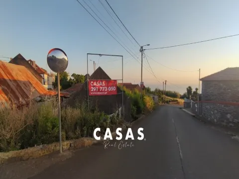 Detached house to restore