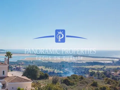 Lote urbano com licença de construção e projecto em localização perfeita com alguma vista mar,