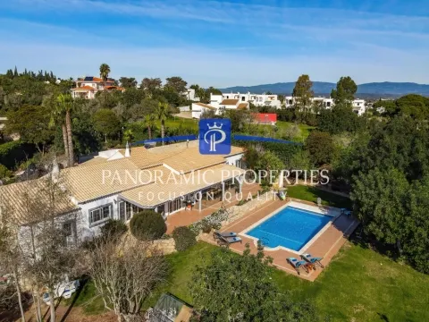 Refined 6-bedroom estate with heated pool, guest annex & 360° countryside vistas