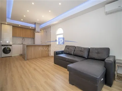 REDUCED.     Renovated 2 bedroom apartment close to the beach