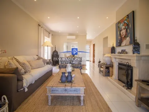 NEW LISTING! Bright and modern 2-bedroom apartment with sea views near Carvoeiro