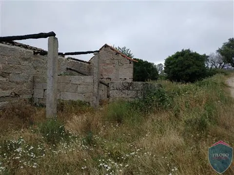 Detached house to restore