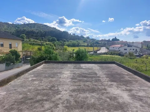 Moradia Isolada em Casais, Mangualde