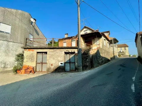 Detached house to restore T2