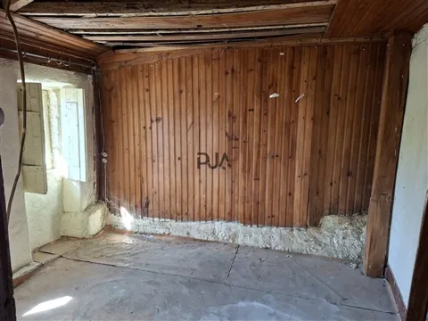 Moradia T3 com terreno em Aldeia de Casal Diz, Penalva do Castelo