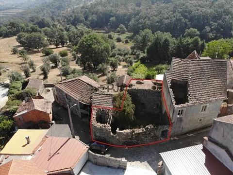 Moradia em Pedra para Reconstrução em Germil, Penalva do Castelo