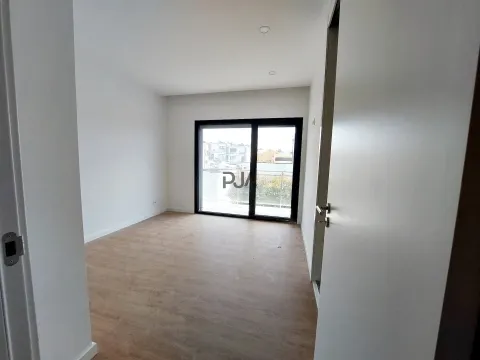 Apartamento T3 em Penalva do Castelo