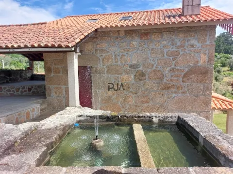 Moradia Rústica T3 em Pindo de Baixo, Penalva do Castelo