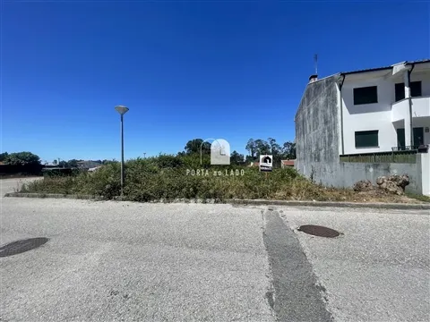 Lote para Moradia em São João de Ver | 345m²