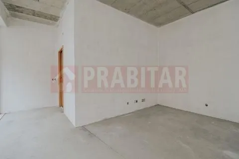 LOJA PARA COMÉRCIO DE RUA JUNTO À PRAIA NA FIGUEIRA DA FOZ