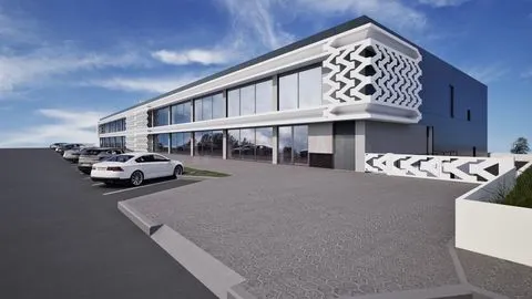 ARMAZÉM DE 3 ANDARES EM AVEIRO