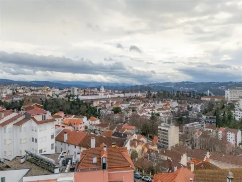 MORADIA NA RUA ANTÓNIO JOSÉ DE ALMEIDA - MONTES CLAROS -  COIMBRA