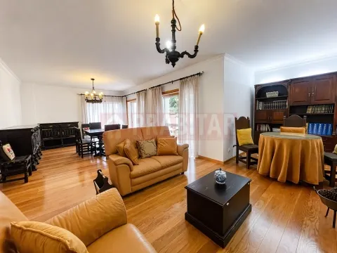 Wohnung 4 Schlafzimmer