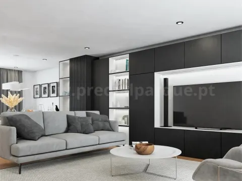 Moradia T4, vendida chave na mão, na Madalena