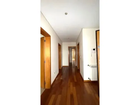 Apartamento T3 Duplex com lugar de garagem, Miramar / Granja