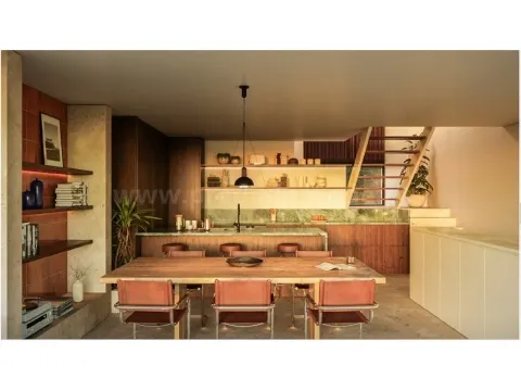 Moradia T3 com jardim, Foz do Douro