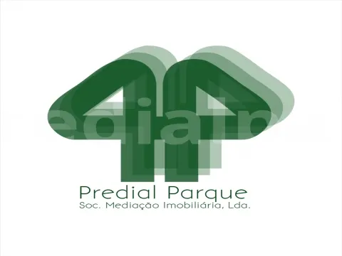 Apartamento T1 com lugar de garagem na Boavista