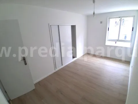 Appartement de 3 chambres entièrement rénové, idéalement situé, Baguim do Monte