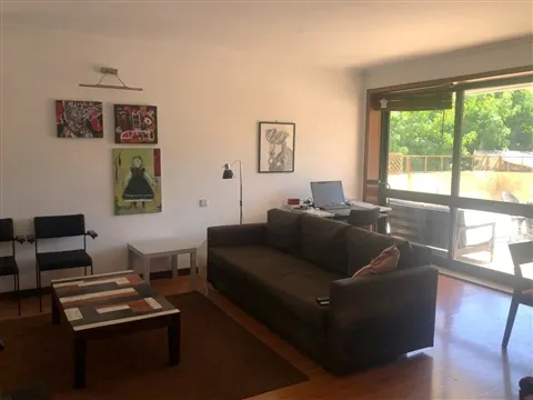 Apartamento T3 mobilado, com terraço com 112 m2, Foz do Douro