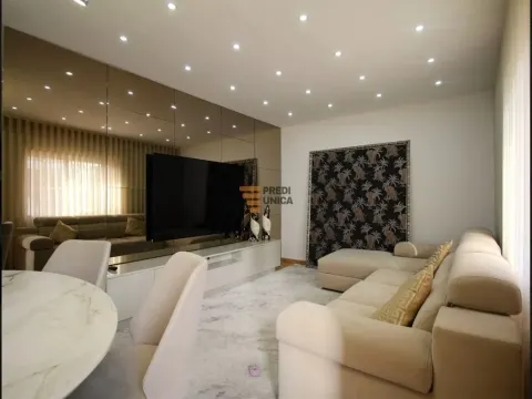 T2+1 Renovado em Ermesinde