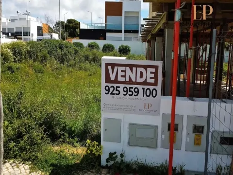 Lotto di Terreno 4 Vani