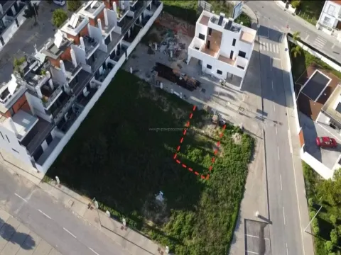 Lotto di Terreno 4 Vani