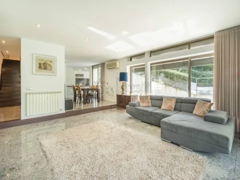 Encante-se com esta moradia de sonho em Guimarães