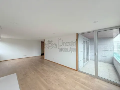 Appartamento con 2 camere da letto in affitto a Guimarães