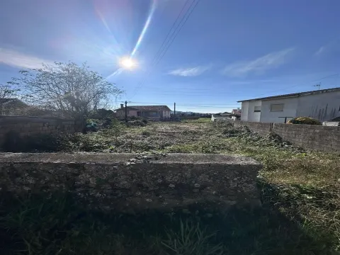 Terreno em Zona de Construção 260 m² | 70.000€ - Prime Transition