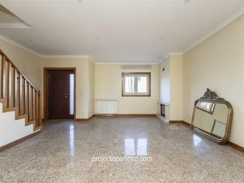 Парный дом T3+1