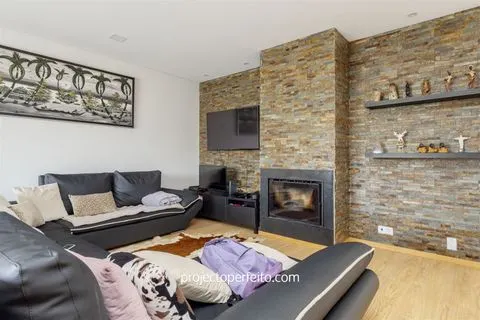 Moradia em Banda T3+2