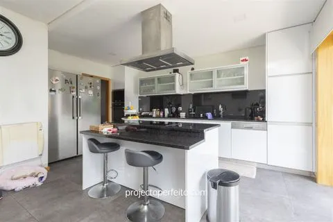 Moradia em Banda T3+2