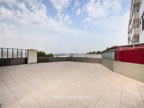 Wohnung 4 Schlafzimmer