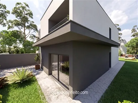 Terreno Urbano T3+1