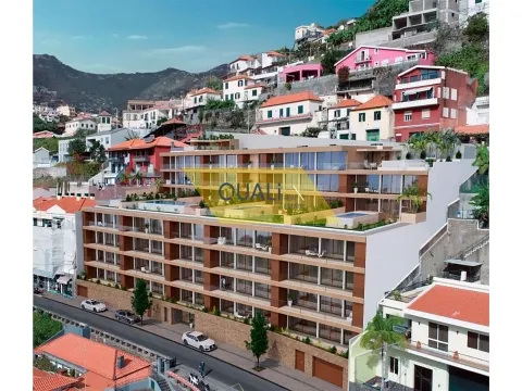Apartamento T2 em Câmara de Lobos
