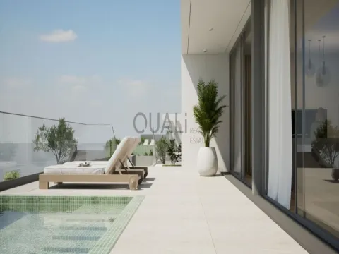 Maison jumelée de trois chambres avec piscine à débordement à Arco da Calheta, Calheta