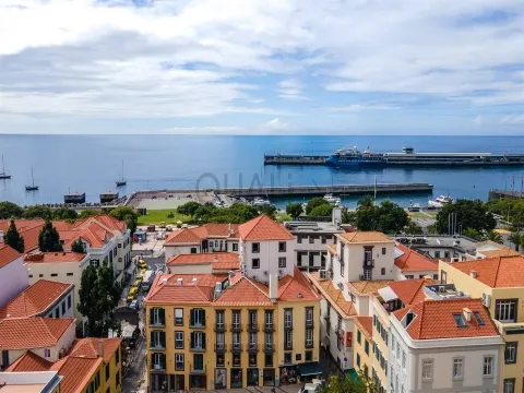 Reprise d´entreprise dans le centre de Funchal