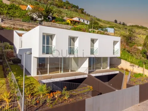 Villa H &#124; Casas Brancas, São Martinho, Funchal