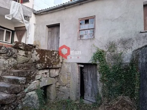 Arrendamento com opção de Compra de Casa tipica.