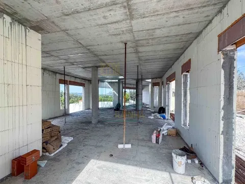 Maison avec Piscine et Jardin Près des Plages